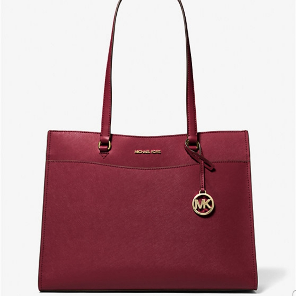 Michael Kors Laptop Large
Tote Shoulder Bag
Oxblood